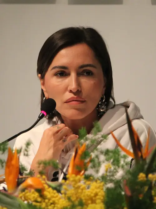 Serena Brancale alla Spezia: il “Sacro Tour” accende Piazza Europa