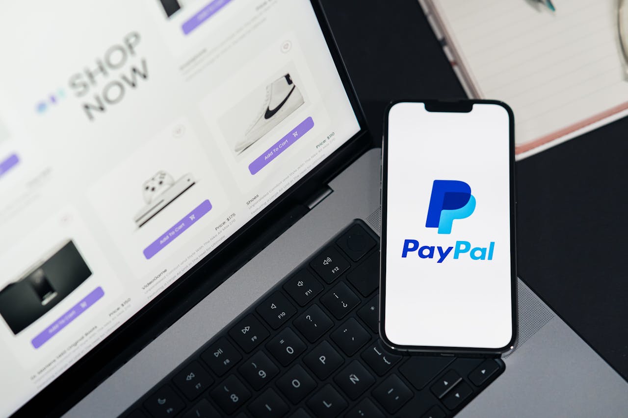 Come pagare con PayPal: guida completa per inviare e ricevere denaro
